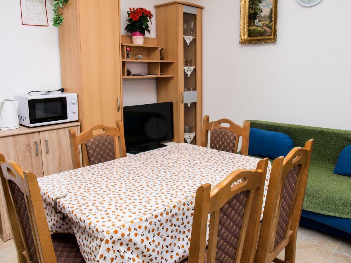 פוסטיר Apartments Vukovic מראה חיצוני תמונה