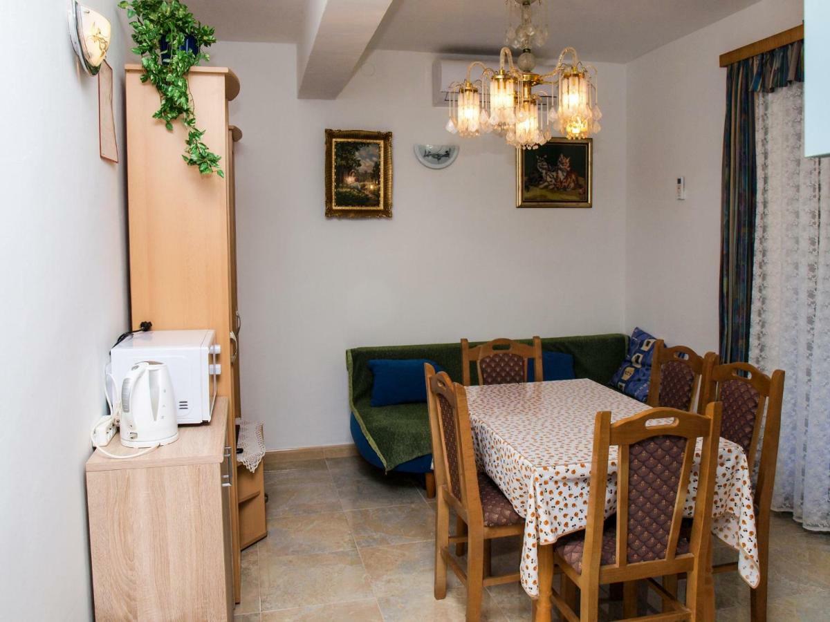 פוסטיר Apartments Vukovic מראה חיצוני תמונה